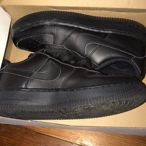 All black Air Force 1 lows